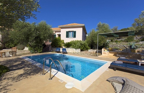 Ithaki Villa | Loutsa Villa - Two Bedroom Villa, Sleeps 4