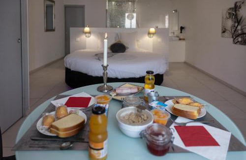 Victor Hugo - Saint-Augustin Apartment | Love Loft