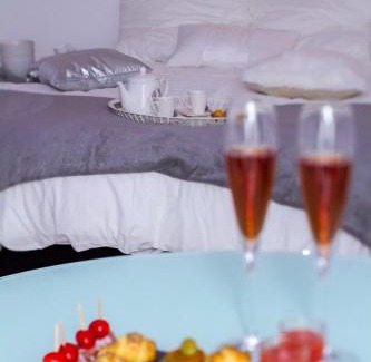 Victor Hugo - Saint-Augustin Apartment | Love Loft