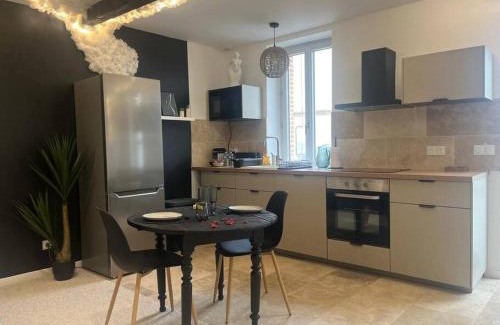 Villemur-sur-Tarn Villa | Love Room romantique - Jacuzzi et Sauna intimes