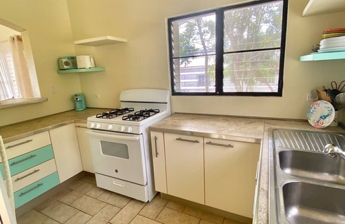 George Hill Villa | Lovely 1-4BR Villa-Views of St. Maarten