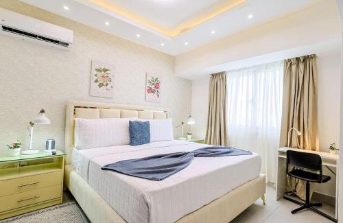Evaristo Morales Apartment | Lovely 1BR Apt, King Bed, Pool
