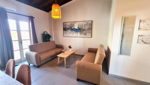 Larnaca City Centre Apartment | Lovely 1BR in Old Town - City Center & 4min to Beach
