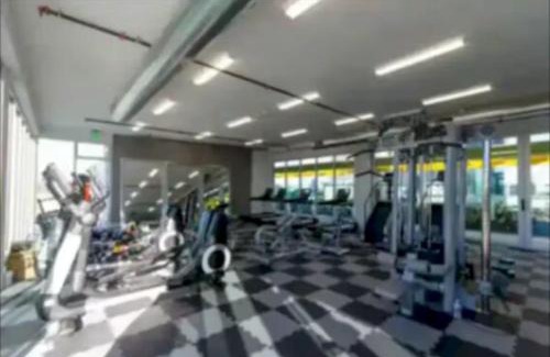 Historic Core Apartment | Lovely 3BR Apt With Balcony And Rooftop Pool Plus Views