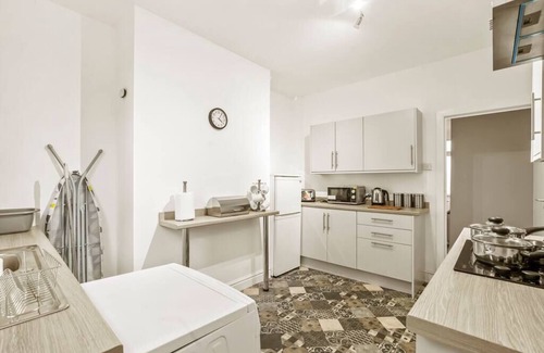 Pontefract House | Lovely 4 Bed House in Yorkshire - Football Table