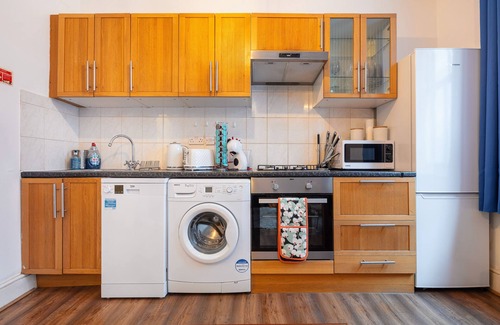 Soho Apartment | > Lovely AirConditioned One Bed in the Heart of Covent Garden <