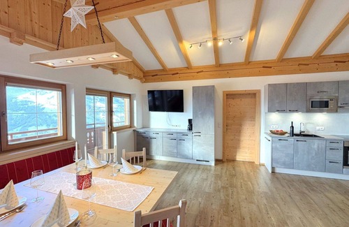 Ramsau im Zillertal Apartment | Lovely apartment for 8 people with WIFI, TV, patio and panoramic view