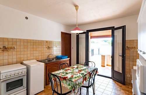 Santa-Maria-Poggio Apartment | Lovely apartment for 4 people with WIFI, TV, terrace and pets allowed