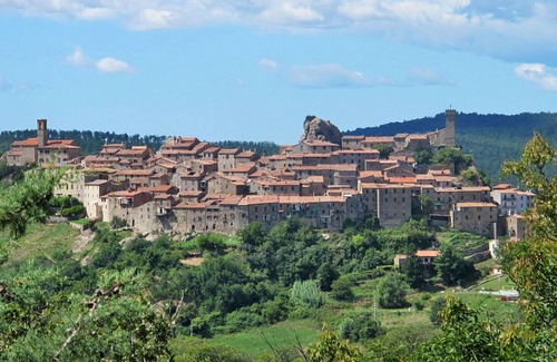 Civitella Marittima Apartment | Lovely apartment for 3 people with A/C, WIFI, TV and parking