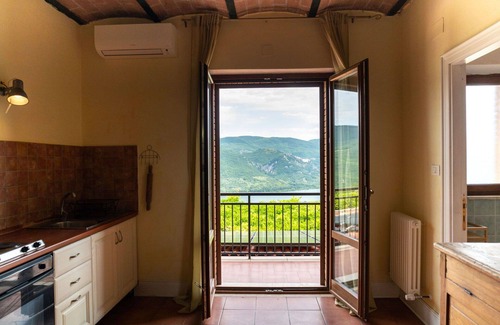 Villa Santa Maria Apartment | Lovely apartment for 4 guests with pool, A/C, WIFI, TV, balcony and pets allowed