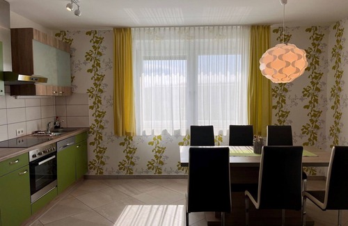 Donnerskirchen Apartment | Lovely apartment for 6 people with A/C, WIFI, TV and balcony