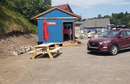St. Martins Apartment | Lovely apartment across from the Bay of Fundy.
