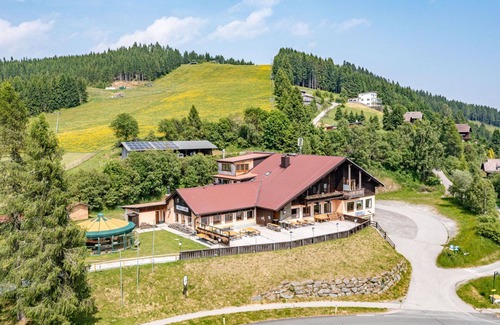 Sankt Urban Apartment | Lovely apartment for 5 people with WIFI, balcony and panoramic view
