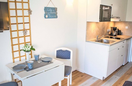 Tossens Apartment | Lovely apartment for 2 guests with WIFI and TV