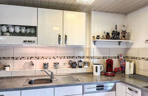 Quiddelbach Apartment | Lovely apartment for 9 guests with WIFI, TV and patio