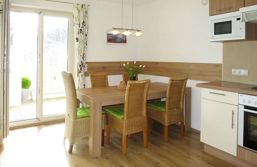 Uderns Apartment | Lovely apartment for 6 people with WIFI, TV and balcony