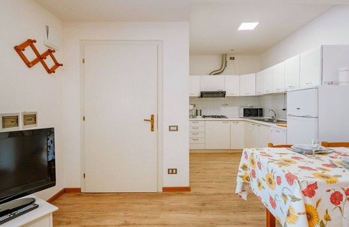 Caldonazzo Apartment | Lovely apartment for 4 guests with WIFI, TV, patio and pets allowed