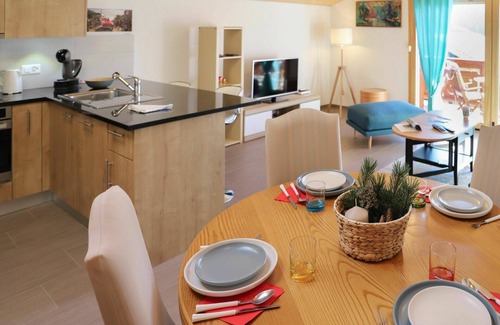 Barboleusaz Apartment | Lovely apartment for 2 people with WIFI, TV and balcony