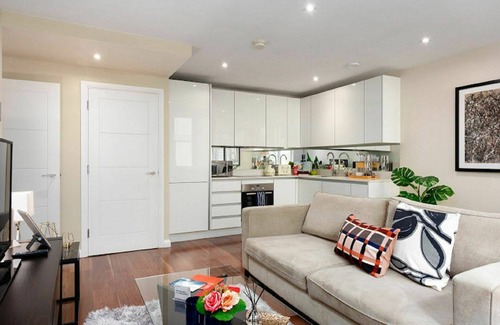 The City of London Apartment | Lovely apartment for 2 guests with WIFI and TV