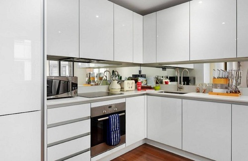 The City of London Apartment | Lovely apartment for 2 guests with WIFI and TV