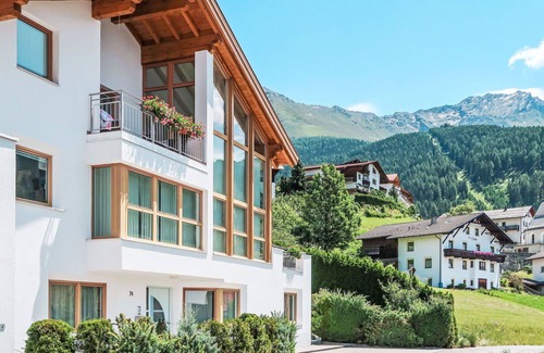 Fendels Apartment | Lovely apartment for 4 people with WIFI, TV, terrace and pets allowed