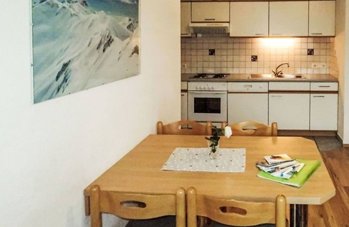 Fendels Apartment | Lovely apartment for 4 people with WIFI, TV, terrace and pets allowed