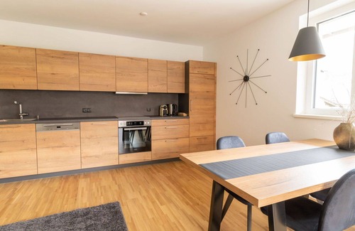 Fronhausen Apartment | Lovely apartment for 4 guests with WIFI, TV and patio