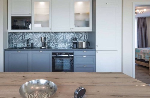 Nordstrand Apartment | Lovely apartment for 4 guests with WIFI, TV, terrace and pets allowed
