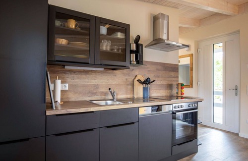 Osten Apartment | Lovely apartment for 4 guests with WIFI, TV and terrace