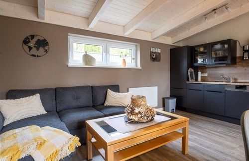 Osten Apartment | Lovely apartment for 4 guests with WIFI, TV and terrace
