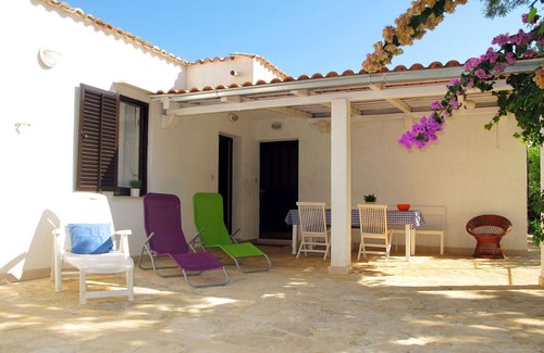 Mirce Apartment | Lovely apartment for 4 guests with A/C, WIFI, terrace and pets allowed