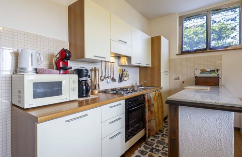 Trarego Viggiona Apartment | Lovely apartment for 4 people with WIFI, TV, patio and pets allowed