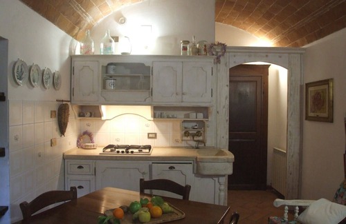 Pisa City Centre Apartment | Lovely apartment for 4 people with WIFI and TV