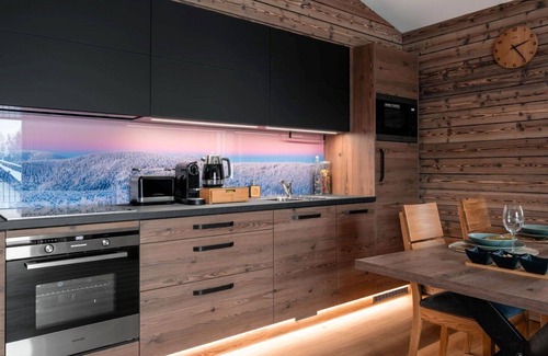 Dolni Morava Apartment | Lovely apartment for 5 guests with WIFI, TV and terrace