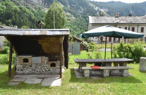 Isola Apartment | Lovely apartment for 5 people with WIFI, TV, terrace and pets allowed