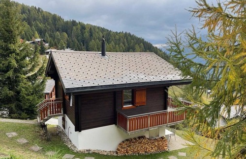 Bettmeralp Apartment | Lovely apartment for 6 guests with WIFI, TV and balcony