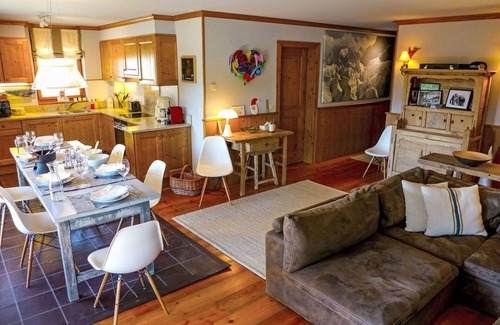 Lens Apartment | Lovely apartment for 6 guests with WIFI, TV, balcony and pets allowed