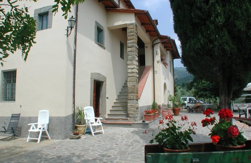 Pian di Sco Apartment | Lovely apartment for 6 guests with WIFI, pool and TV