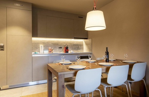 Zinal Apartment | Lovely apartment for 6 guests with WIFI, TV, balcony and pets allowed