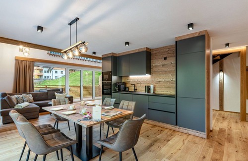 Solk Apartment | Lovely apartment for 4 people with WIFI, hot tub, TV and patio