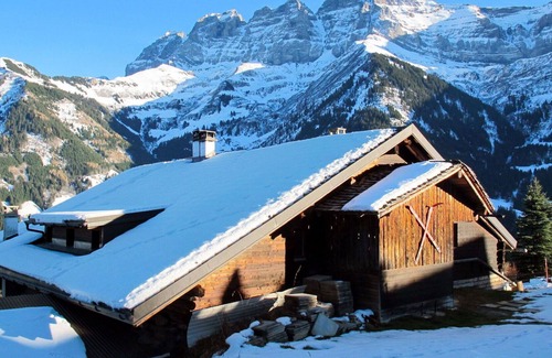 Champery Apartment | Lovely apartment for 32 guests with TV, balcony, pets allowed, panoramic view and parking