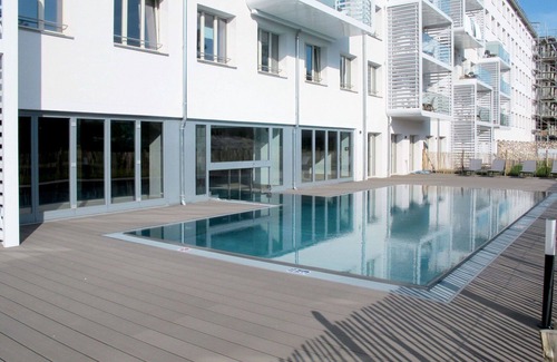 Prora Apartment | Lovely apartment for 6 guests with WIFI, pool, TV, balcony and pets allowed