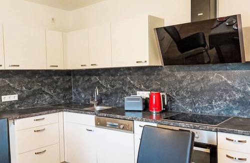 Muhlheim Apartment | Lovely apartment for 2 guests with WIFI, TV and terrace