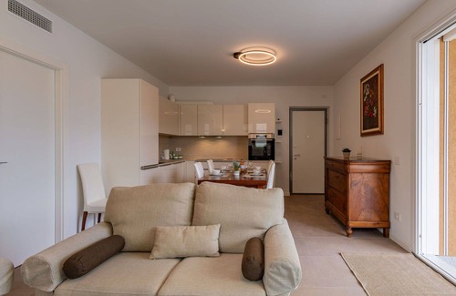 Consiglio di Rumo Apartment | Lovely apartment for 4 guests with WIFI, A/C, pool, TV and balcony