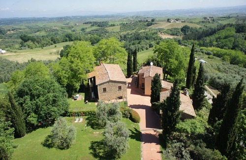 Montaione Apartment | Lovely apartment for 6 guests with WIFI, pool, A/C, TV and pets allowed, close to San Gimignano