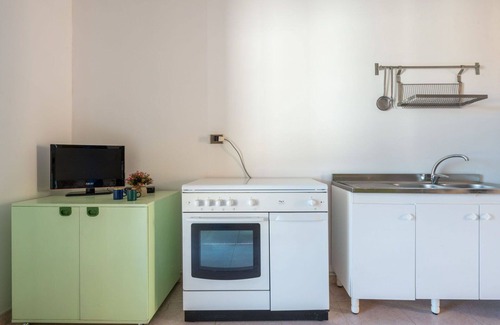 Muravera Apartment | Lovely apartment for 6 people with hot tub, A/C, TV, balcony and panoramic view