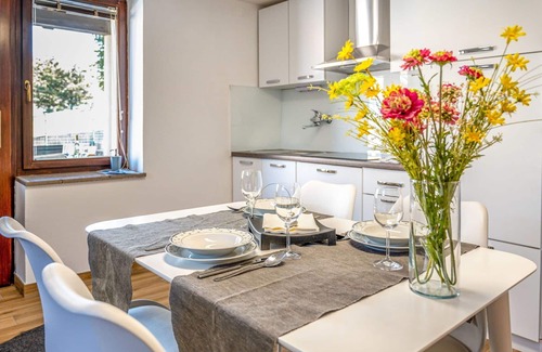 Postojna Apartment | Lovely apartment for 3 people with WIFI, TV and terrace