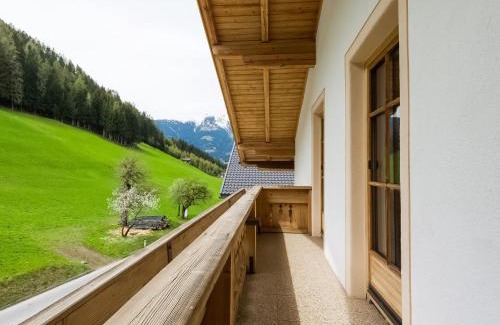 Hainzenberg Apartment | Lovely Apartment in Hainzenberg next to Forest
