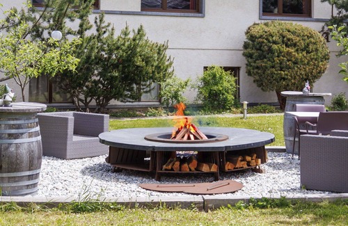 Vercorin House | Lovely apartment in villa for 15 people with WIFI, hot tub and terrace