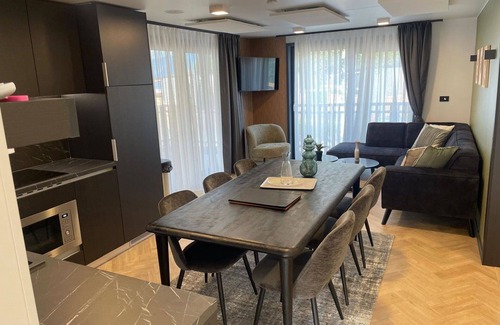 Ossiach House | Lovely apartment in villa for 6 guests with WIFI, TV and terrace